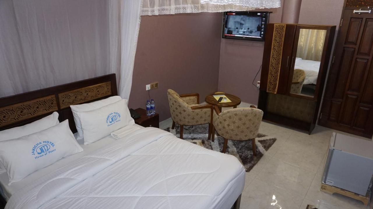 Jakicha Motel Νταρ ες Σαλάμ Εξωτερικό φωτογραφία