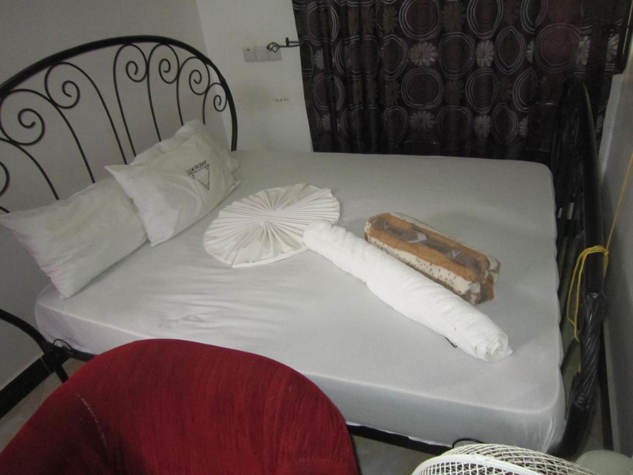 Jakicha Motel Νταρ ες Σαλάμ Εξωτερικό φωτογραφία