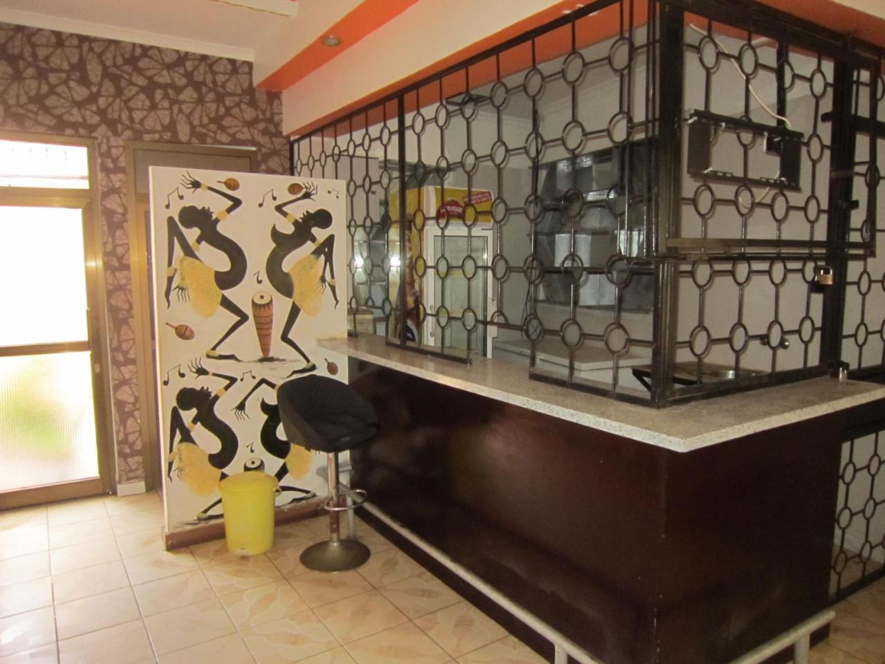 Jakicha Motel Νταρ ες Σαλάμ Εξωτερικό φωτογραφία